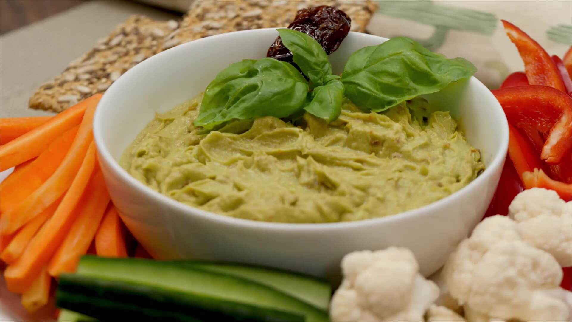Avocado-Tomaten Dip – DVG – Deutscher Verein für Gesundheitspflege e.V.