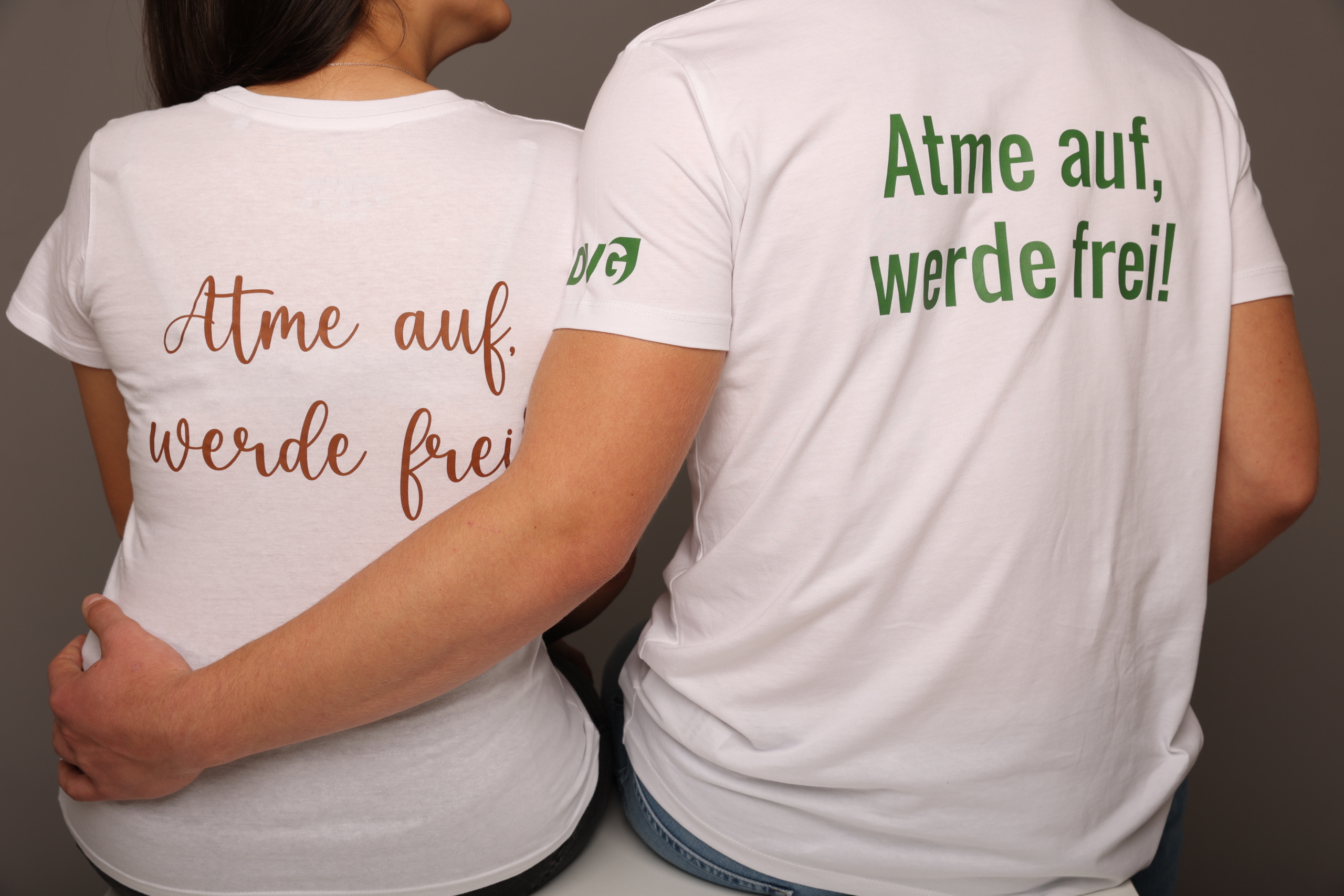 Damen T-Shirt "Atme auf" – Bild 5
